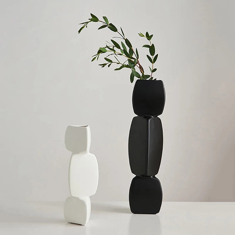 Modern Decor Black Vase Art Ornaments - 800.00 ZAR