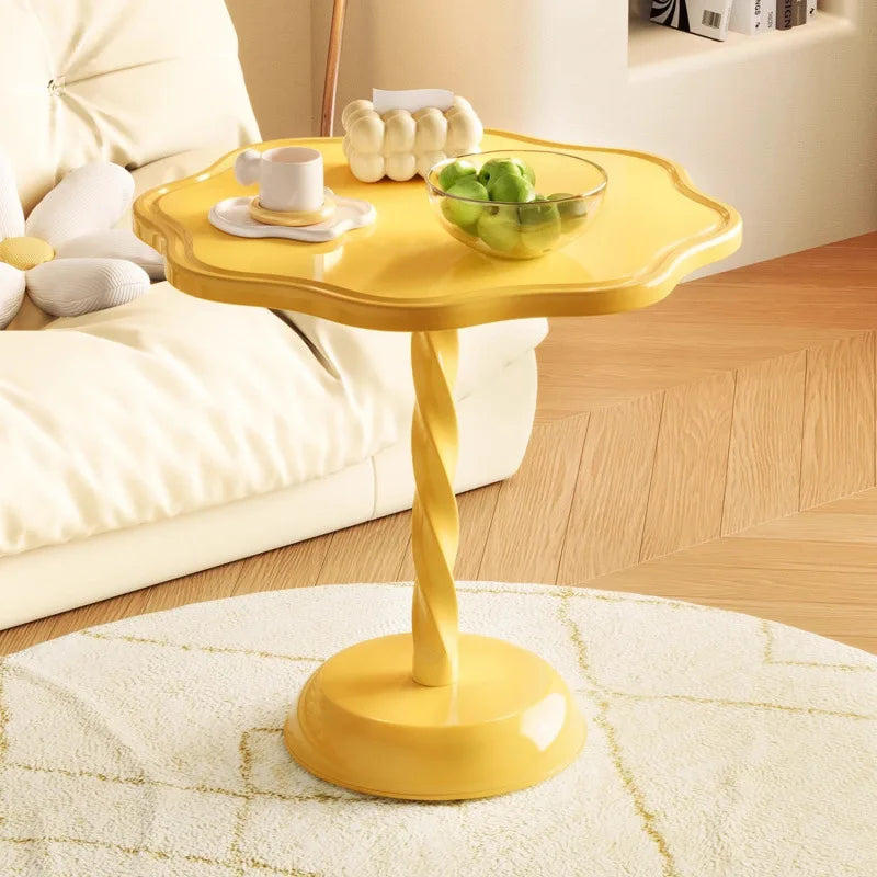 Design Coffee Table Modern Decor - 2,700.00 ZAR