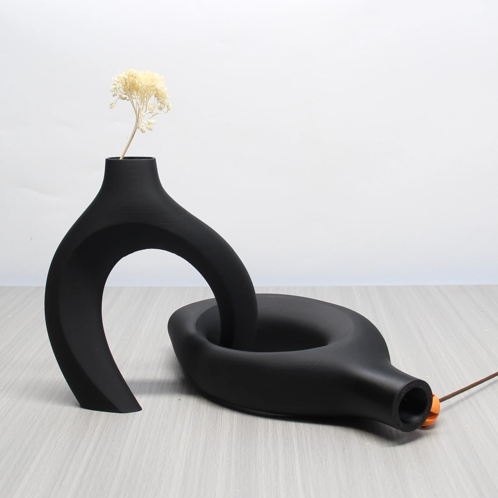 Bohemian Black Art Vases: Interlocked Modern Vases, Home Decor